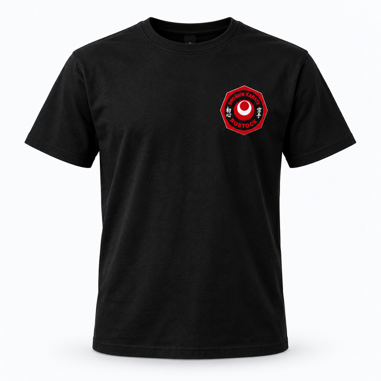 Schwarzes Rundhals-T-Shirt mit ShoShin-Logo auf der linken Brustseite